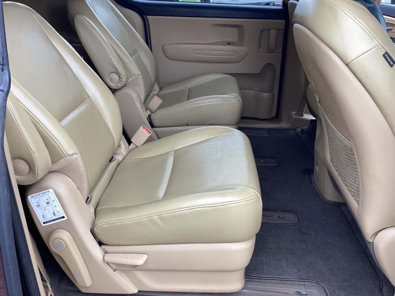 Kia Sedona LX 2015