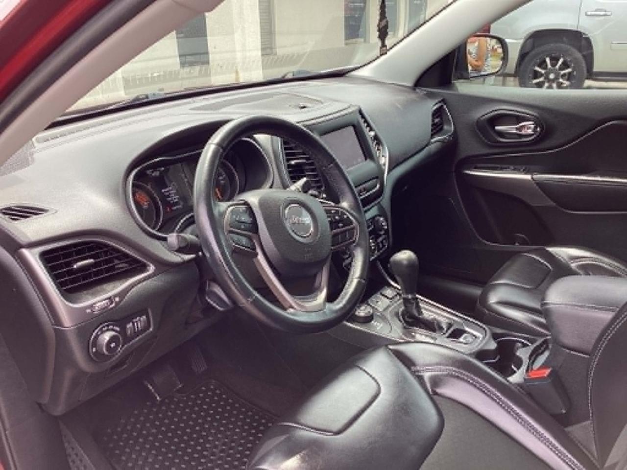 Jeep Cherokee Latitude Plus 4WD 2019