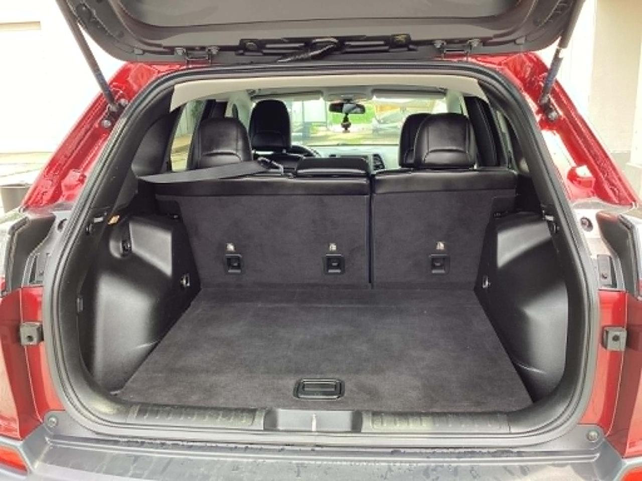 Jeep Cherokee Latitude Plus 4WD 2019