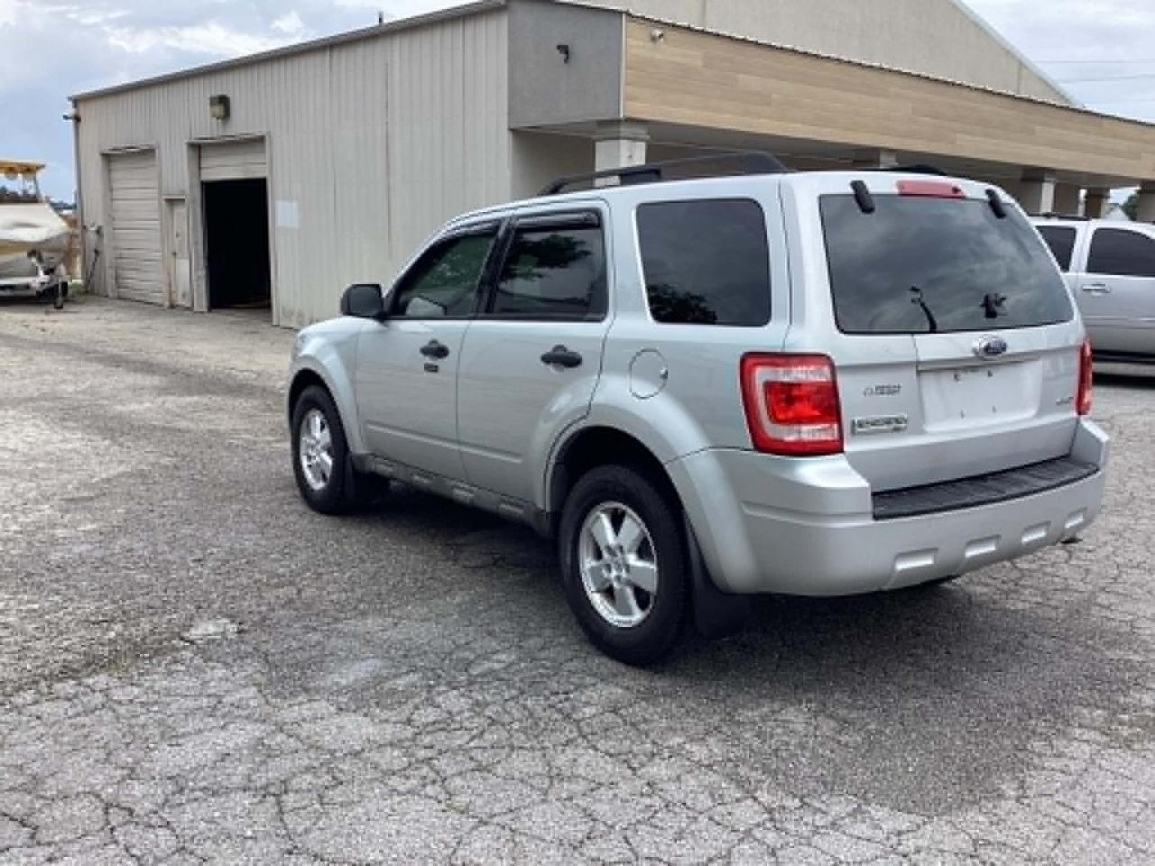 Ford Escape XLT 4WD V6 2009