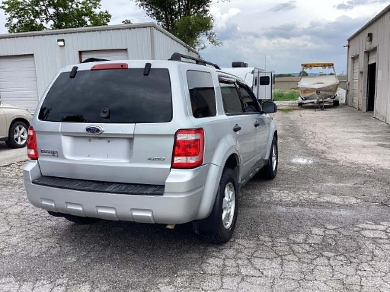 Ford Escape XLT 4WD V6 2009