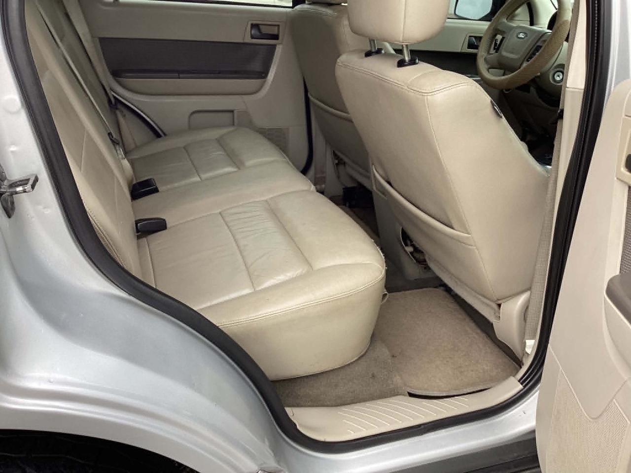 Ford Escape XLT 4WD V6 2009