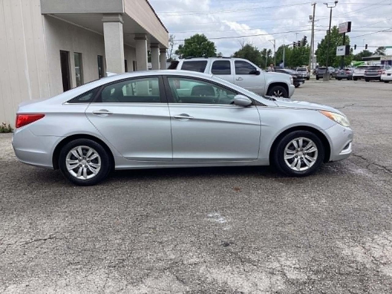 Hyundai Sonata GLS Auto 2012
