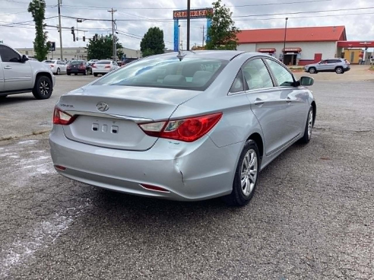 Hyundai Sonata GLS Auto 2012