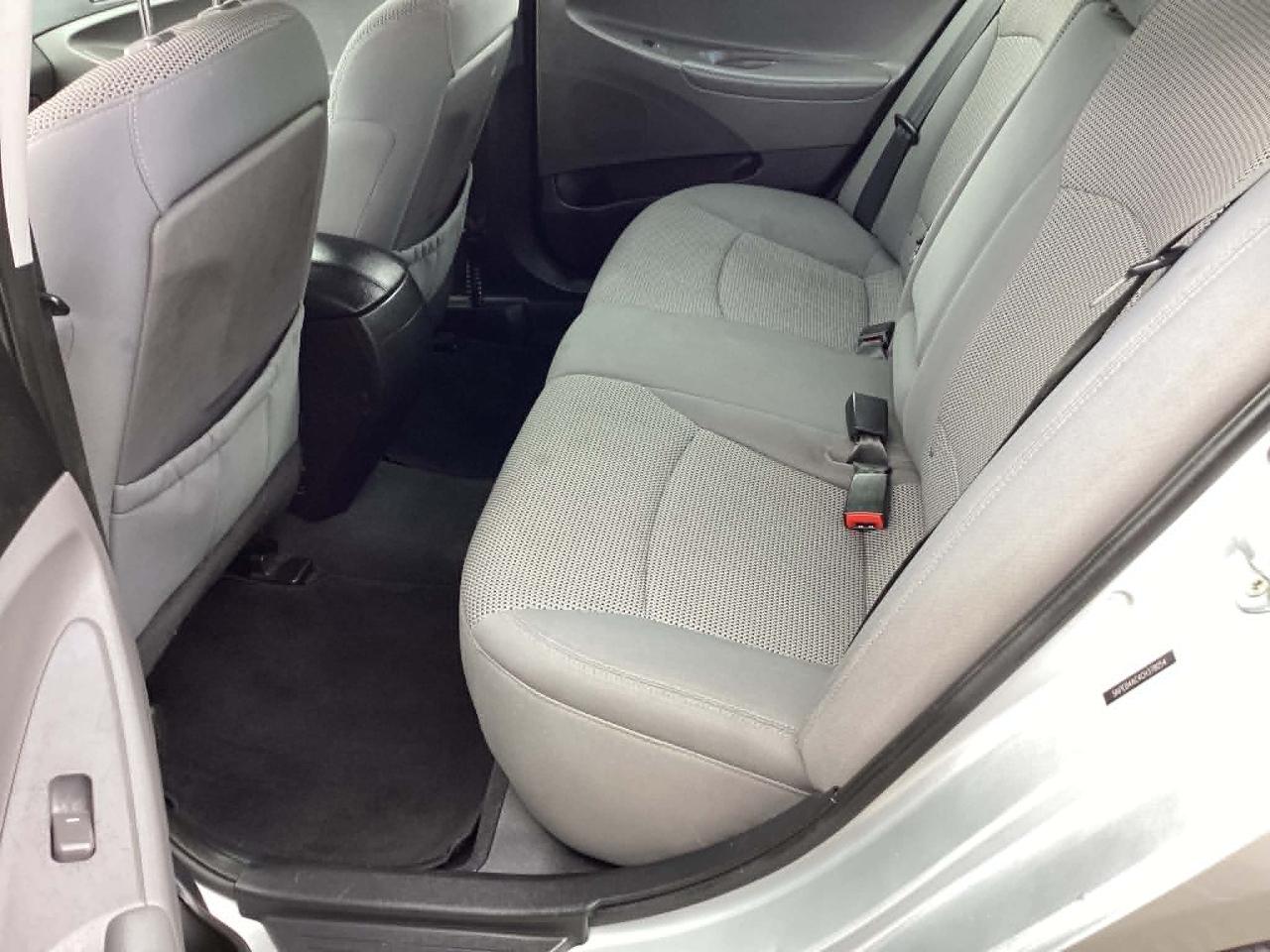 Hyundai Sonata GLS Auto 2012
