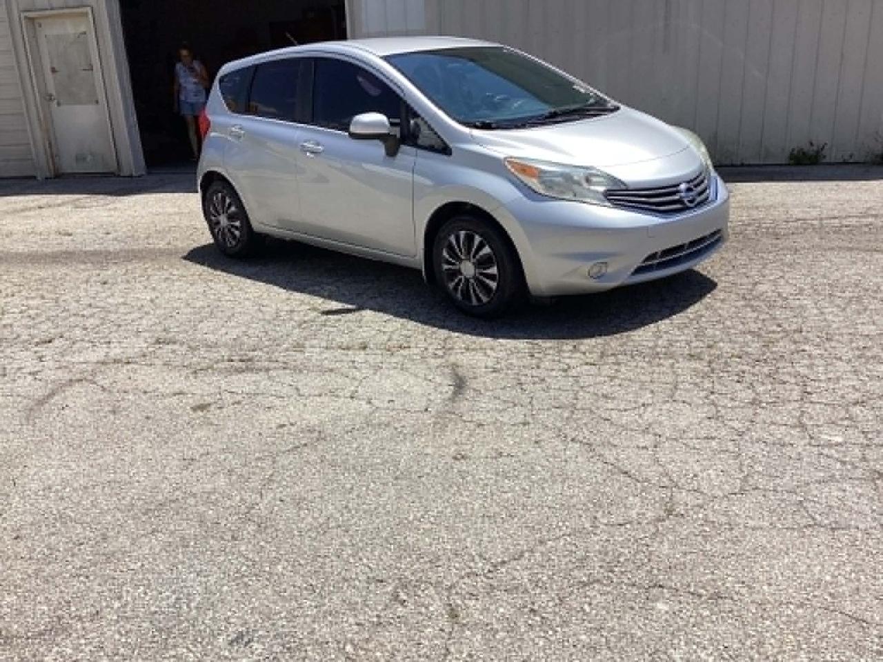 Nissan Versa Note S 2014
