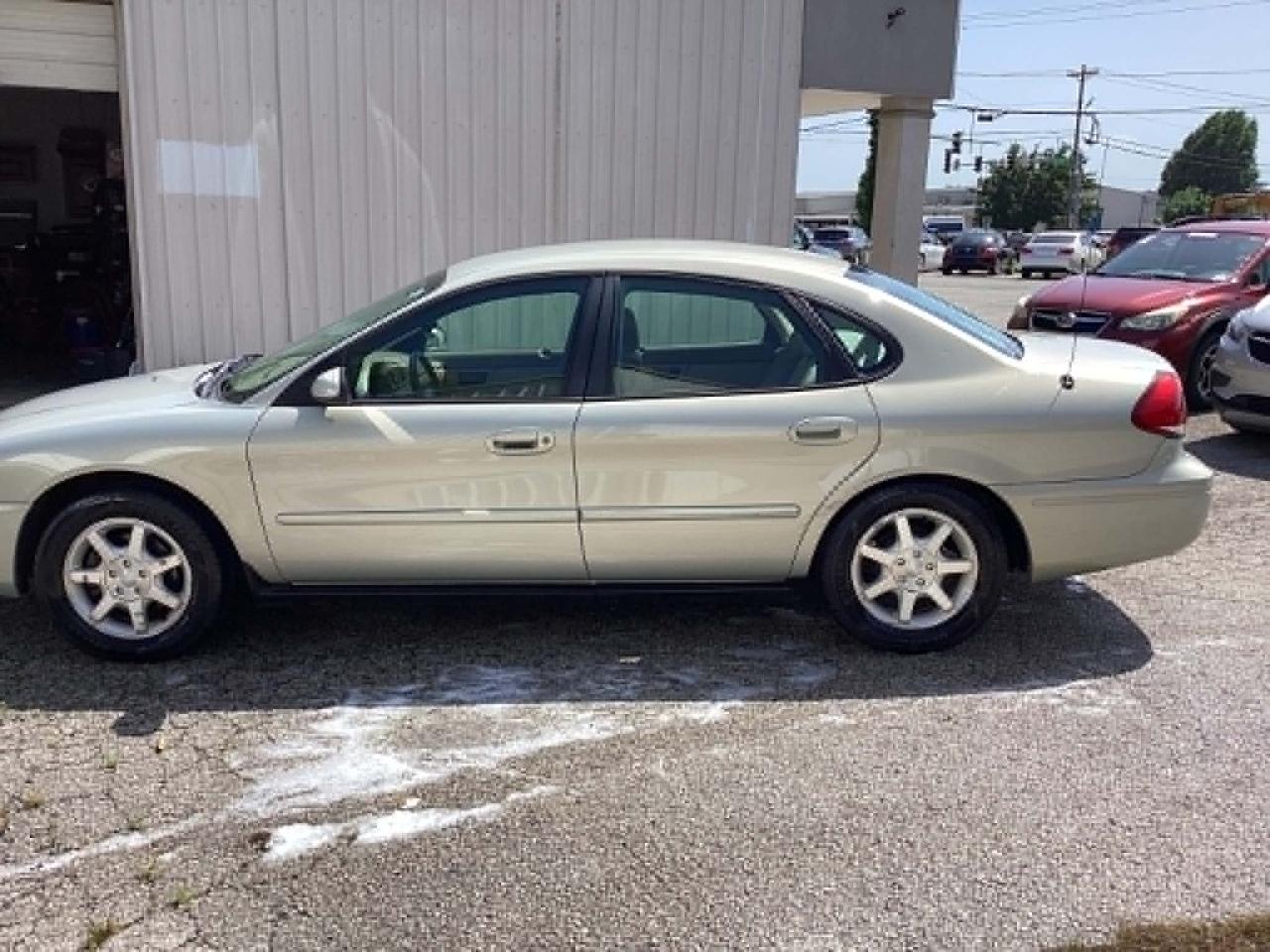 Ford Taurus SEL 2007