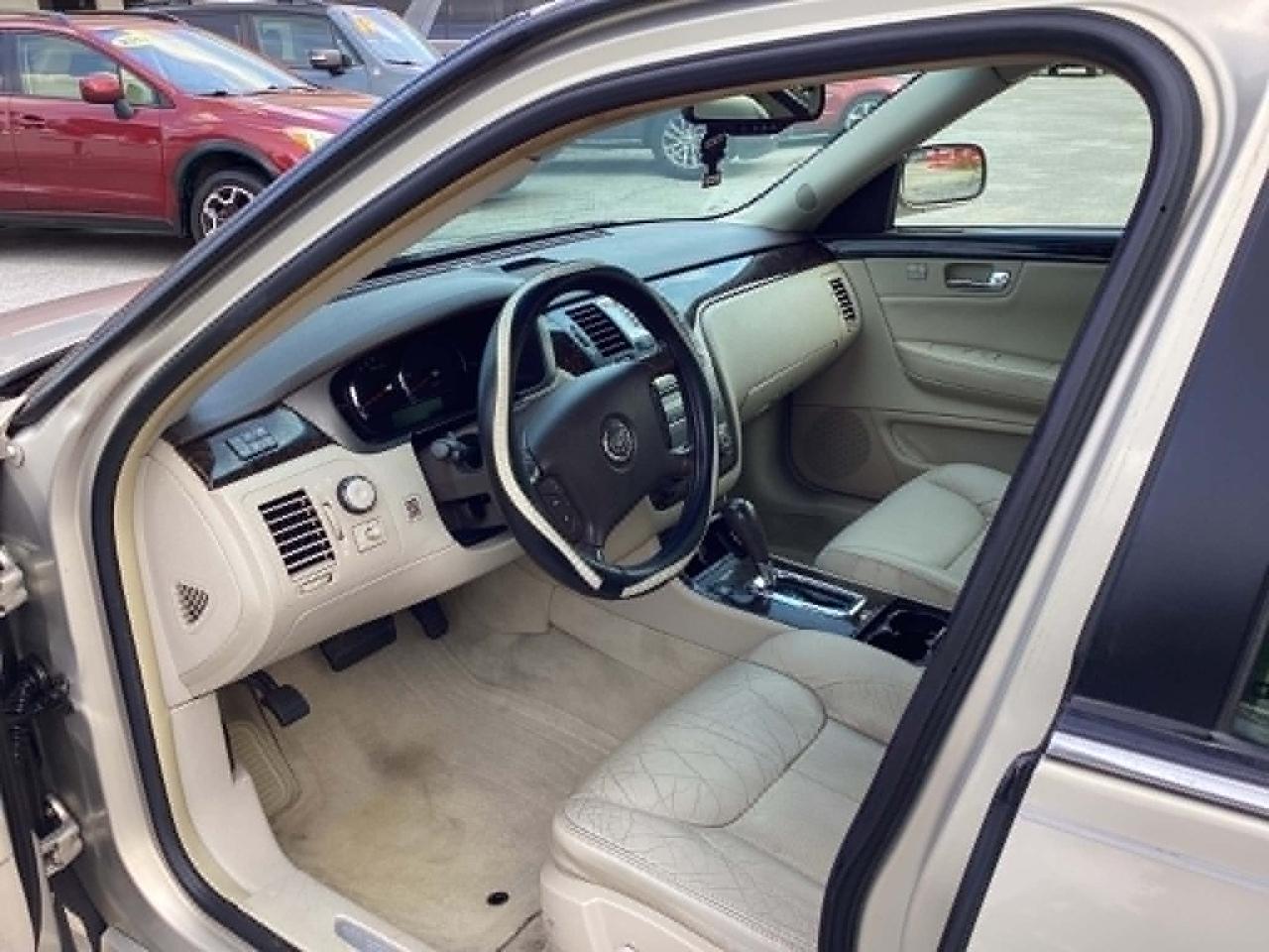 Cadillac DTS Luxury II 2008