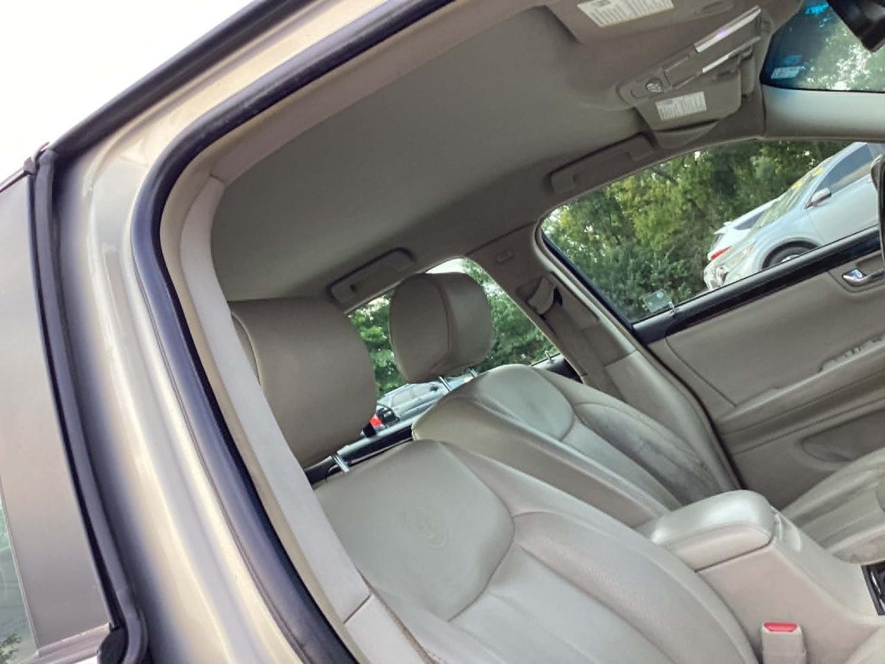 Cadillac DTS Luxury II 2008