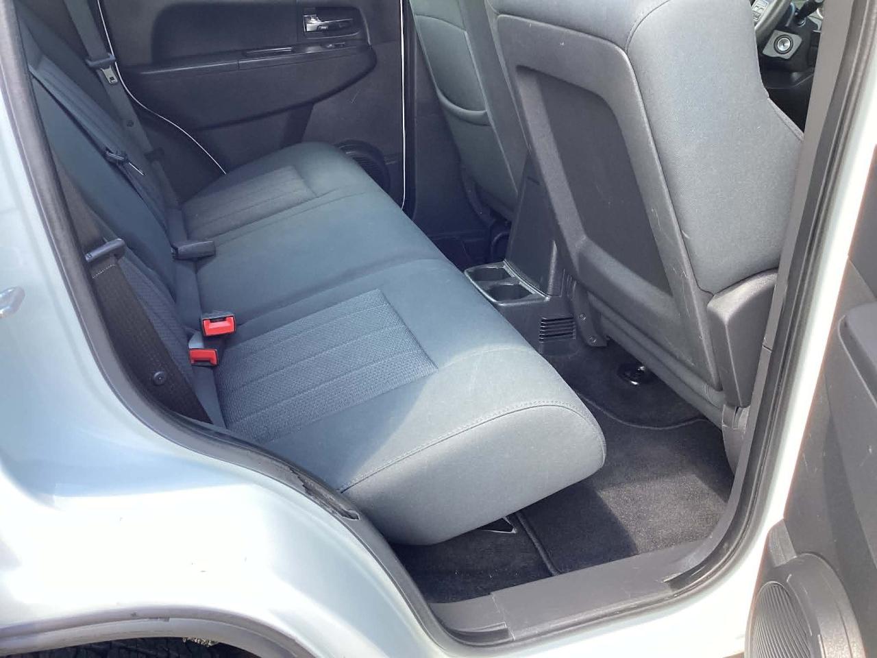 Jeep Liberty Sport 4WD 2011