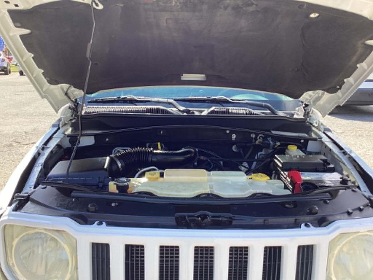 Jeep Liberty Sport 4WD 2011