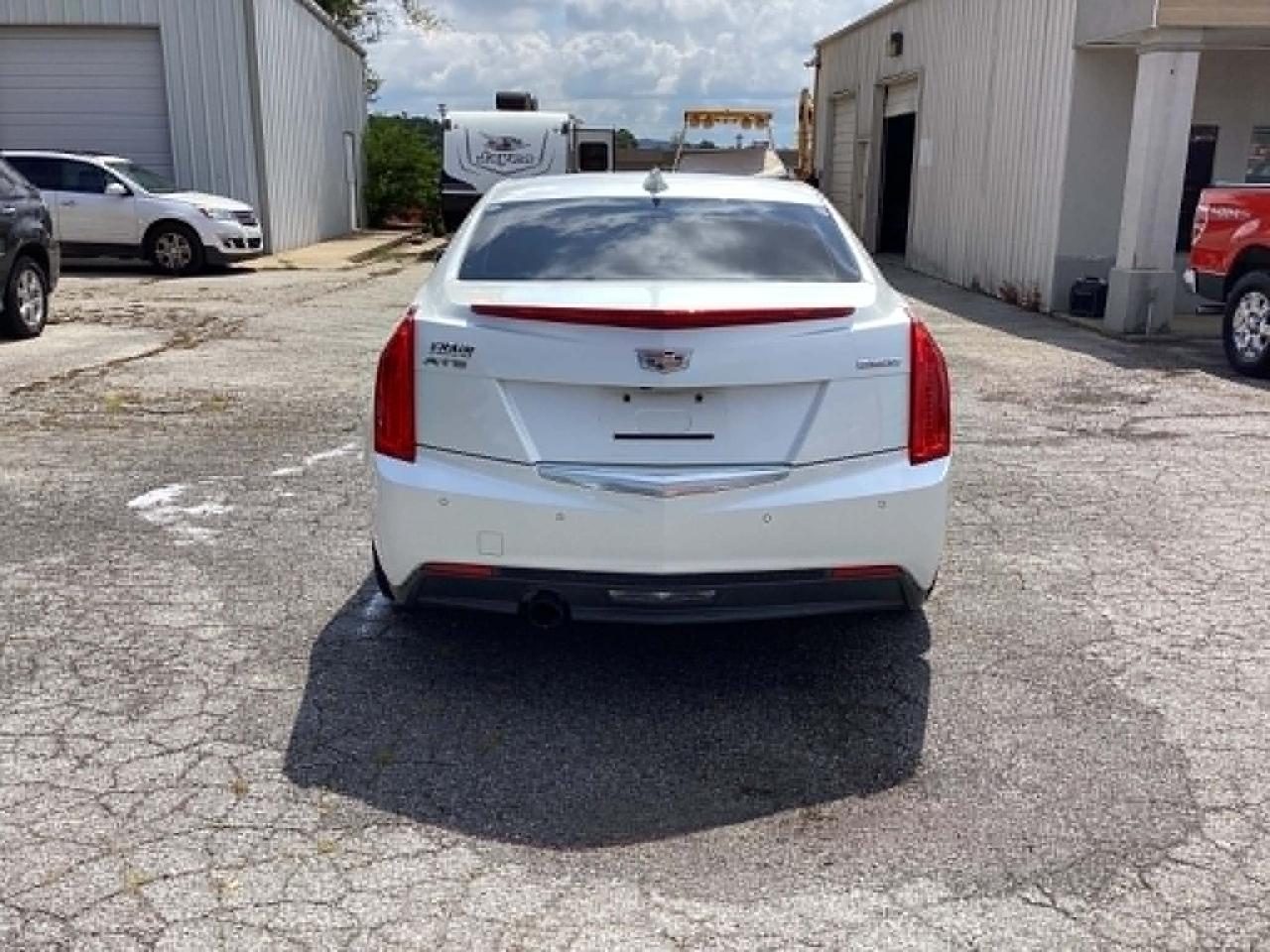 Cadillac ATS 2.5L Luxury RWD 2016