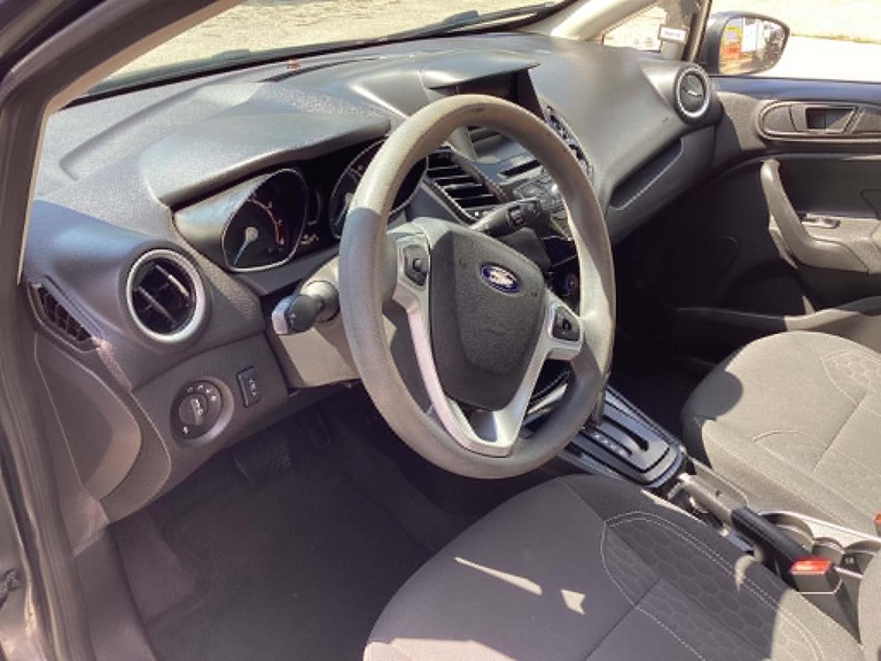 Ford Fiesta SE Sedan 2019