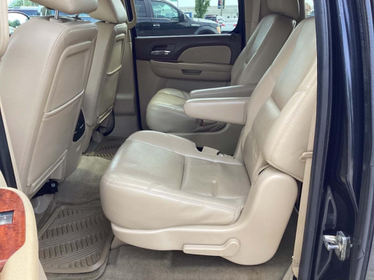 Chevrolet Suburban LTZ 1500 2WD 2013