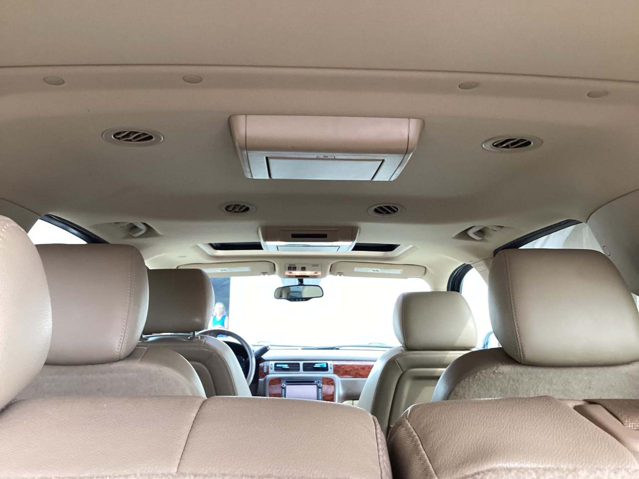 Chevrolet Suburban LTZ 1500 2WD 2013