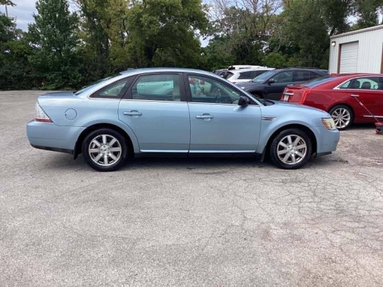 2009 Ford Taurus SEL FWD