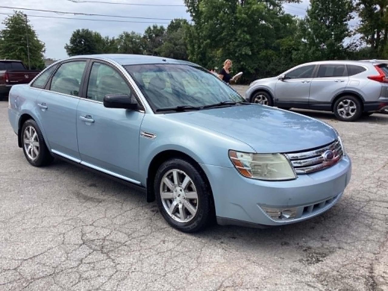 Ford Taurus SEL FWD 2009