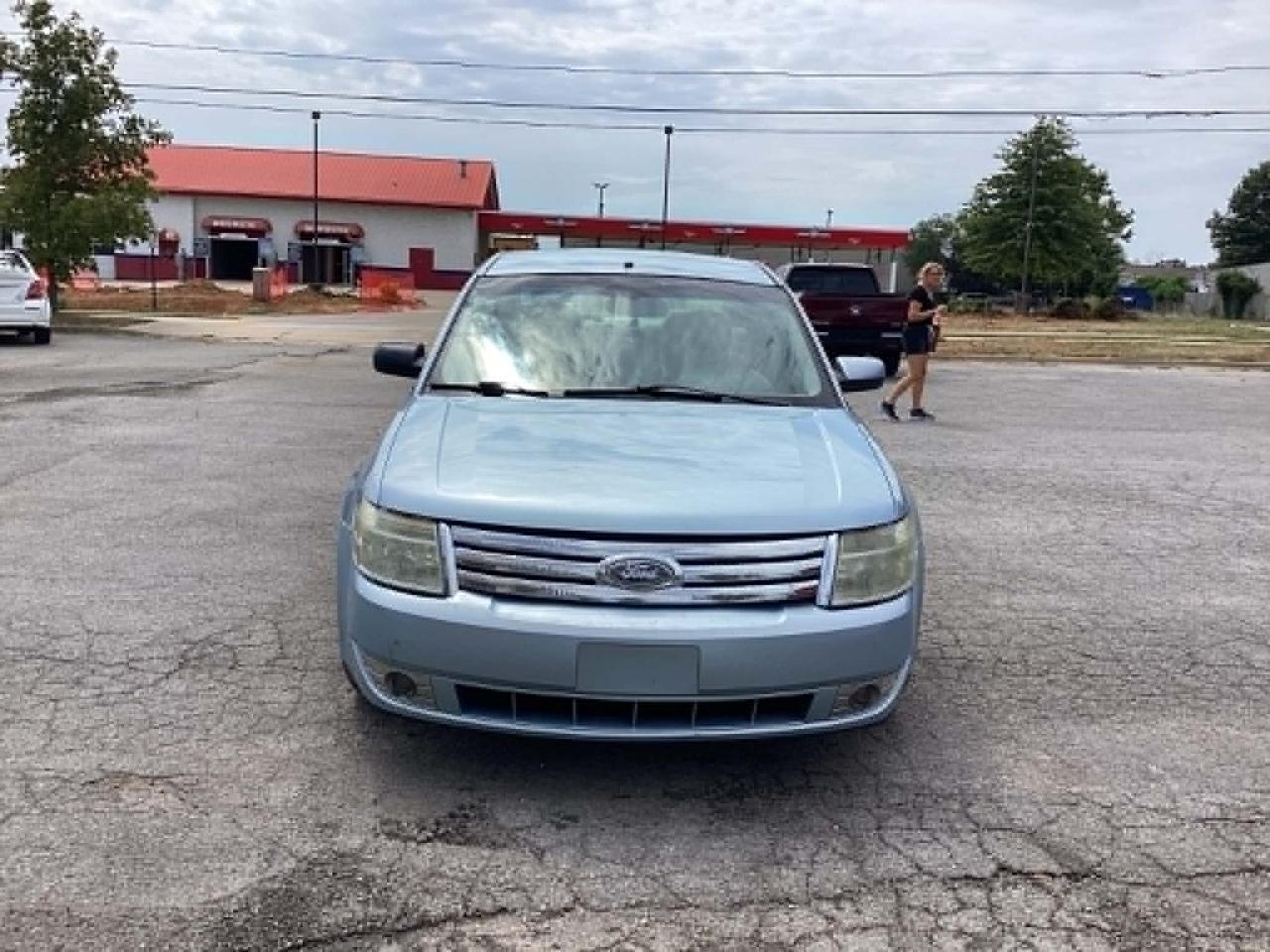 Ford Taurus SEL FWD 2009