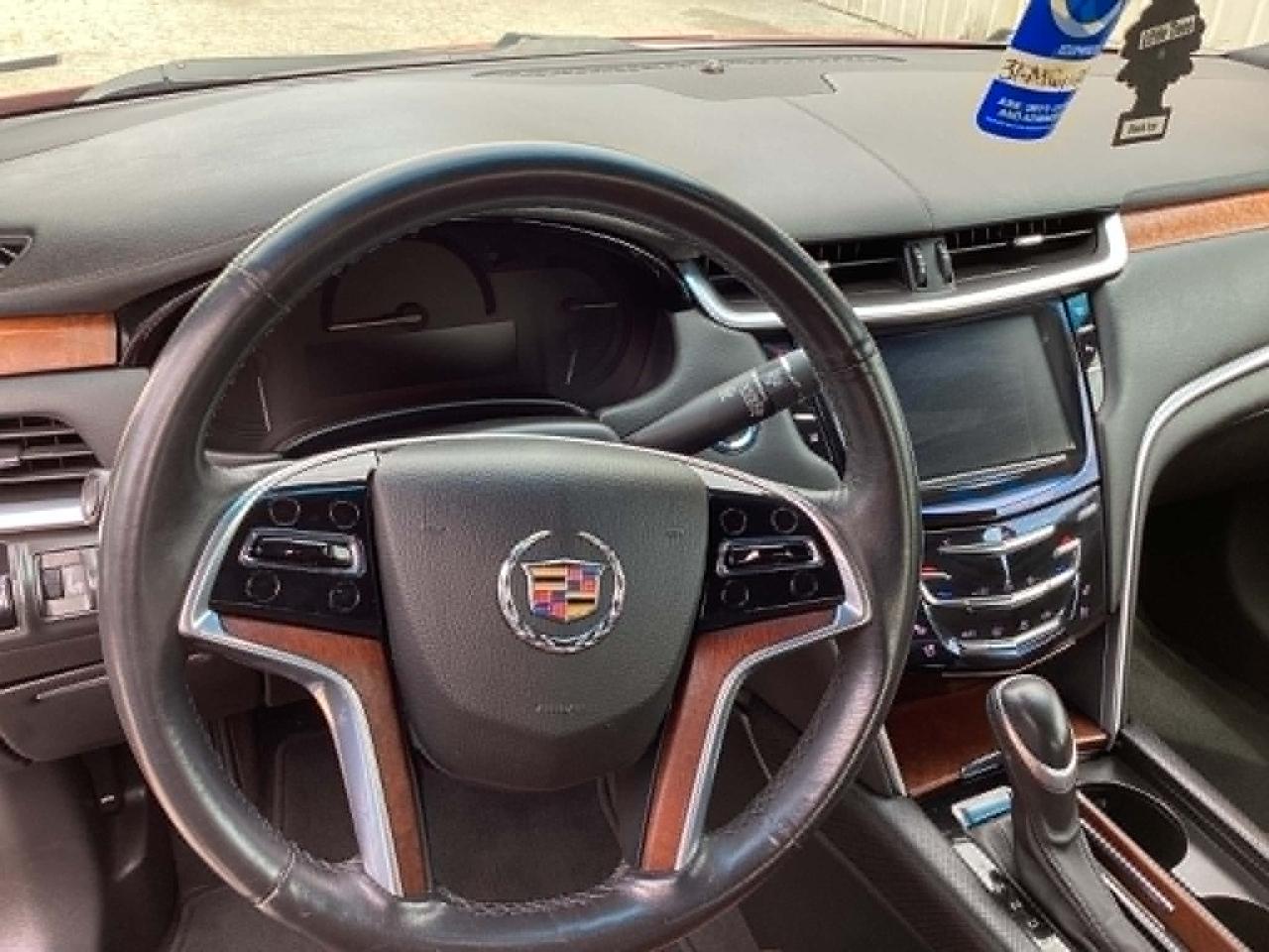 Cadillac XTS Luxury AWD 2015