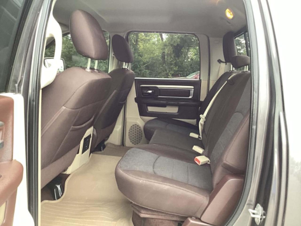 RAM 1500 SLT Crew Cab SWB 4WD 2015
