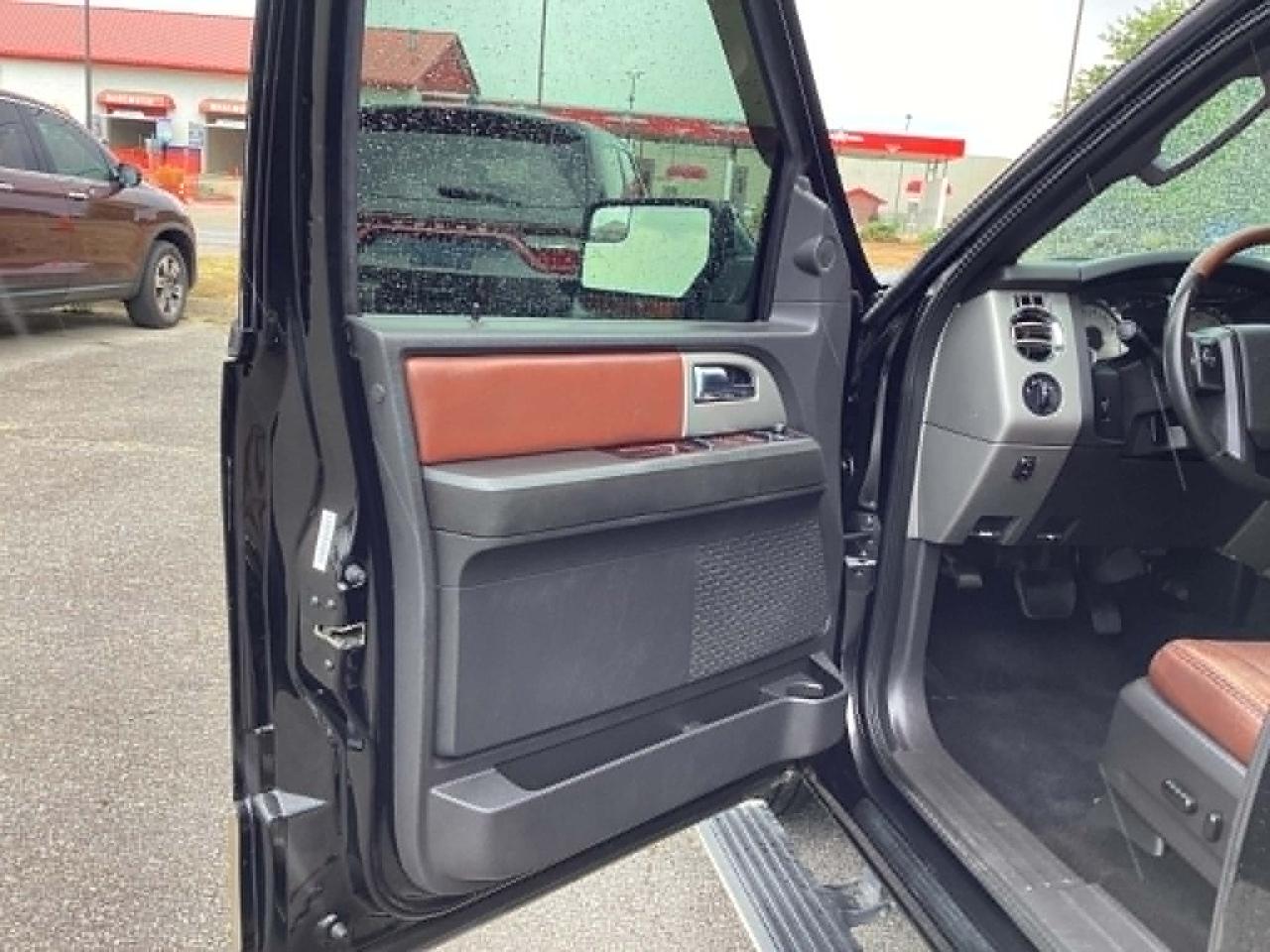 Ford Expedition EL King Ranch 4WD 2013
