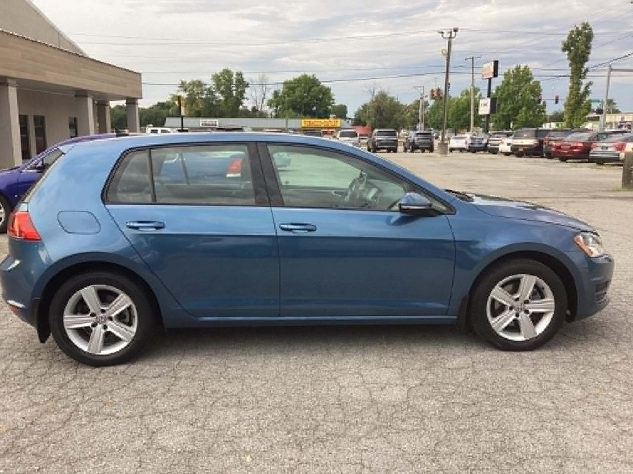 Volkswagen Golf TSI S 6A 2017