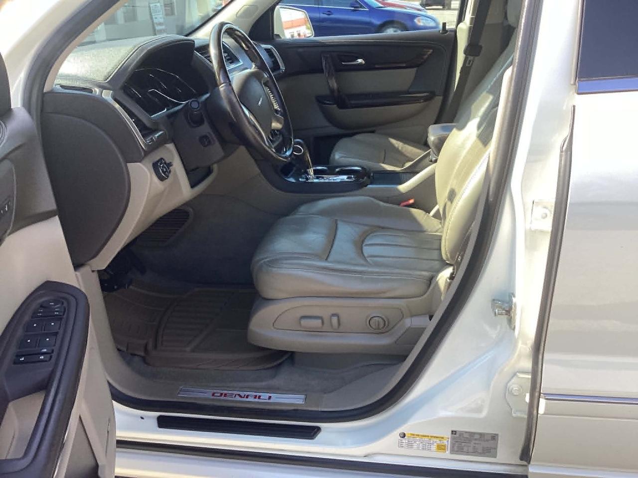 GMC Acadia Denali AWD 2014