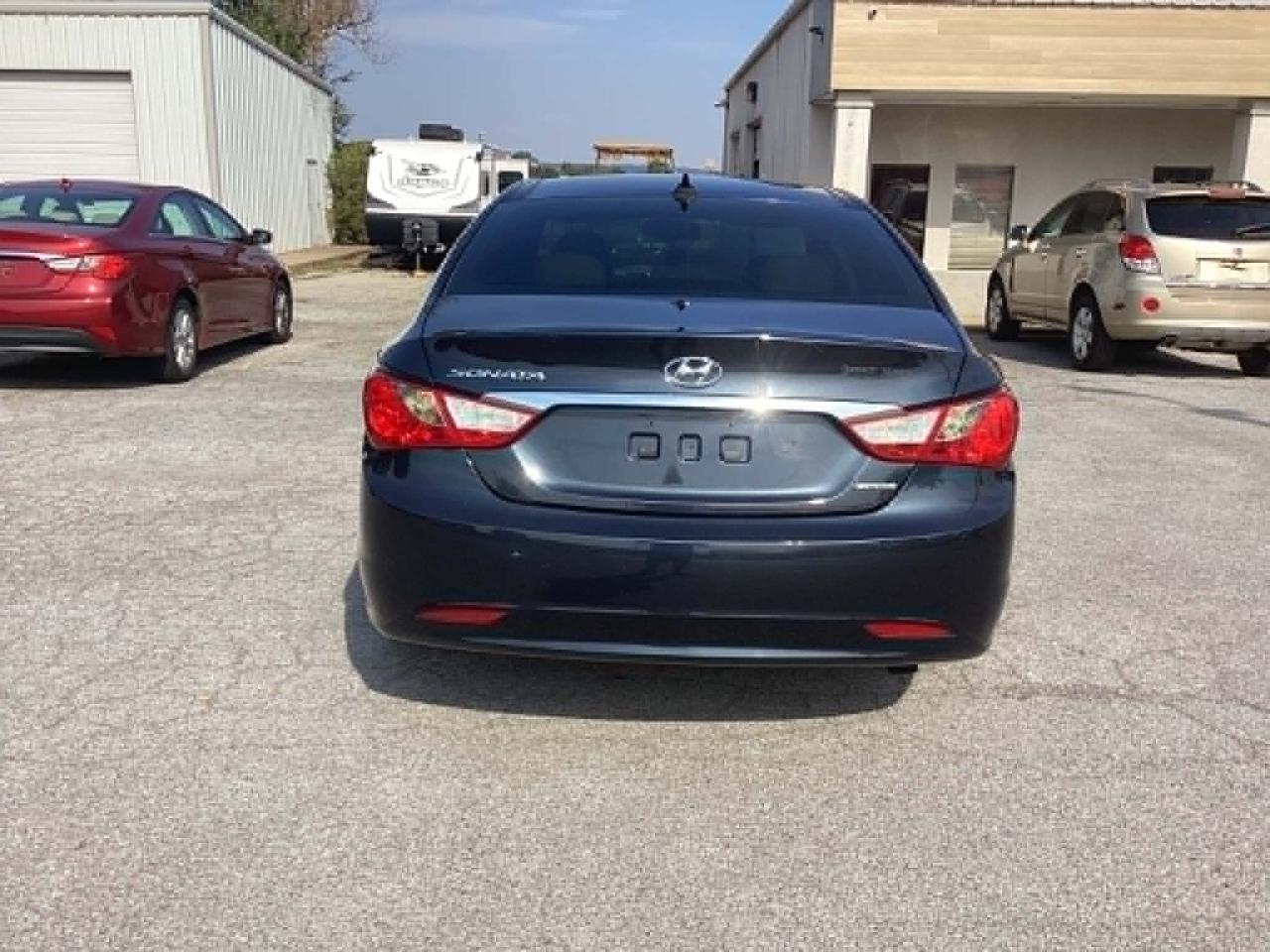 Hyundai Sonata Limited Auto 2012
