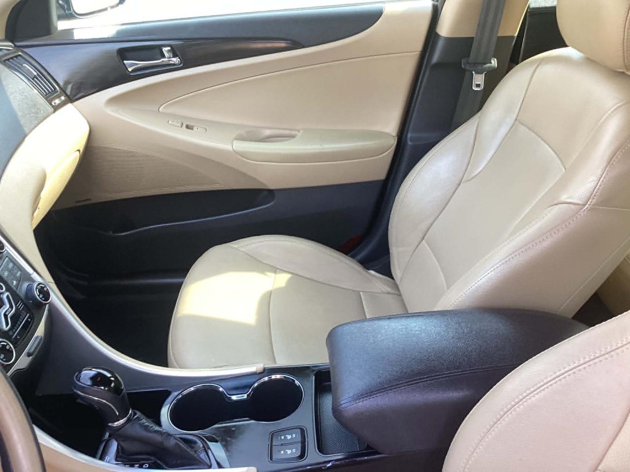 Hyundai Sonata Limited Auto 2012