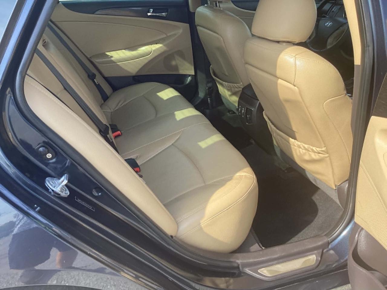 Hyundai Sonata Limited Auto 2012