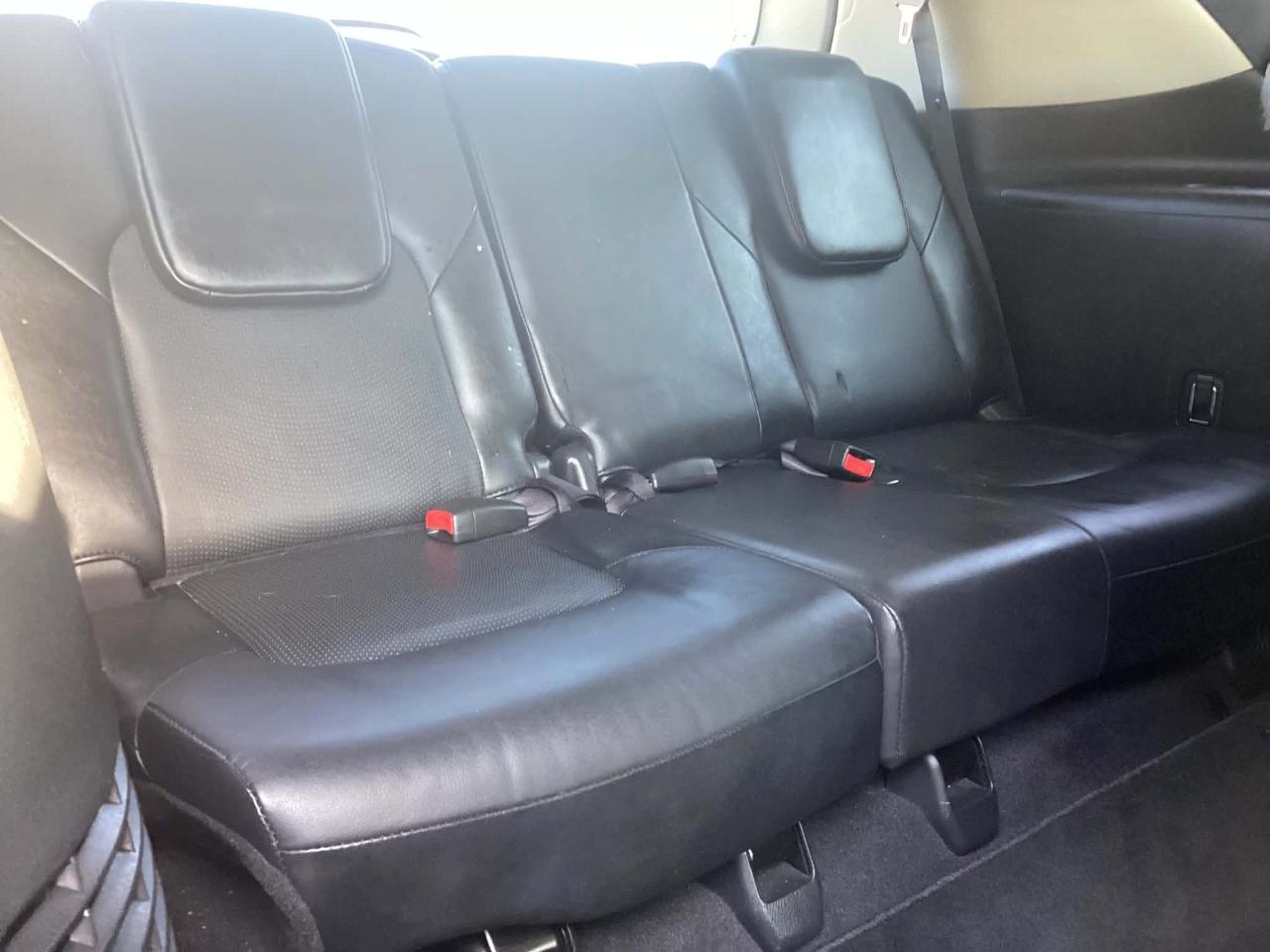 Nissan Armada Platinum AWD 2017