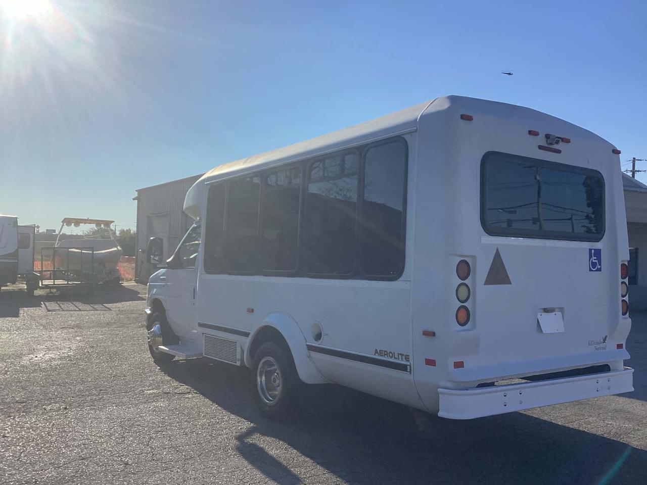 Ford Econoline E350 2015
