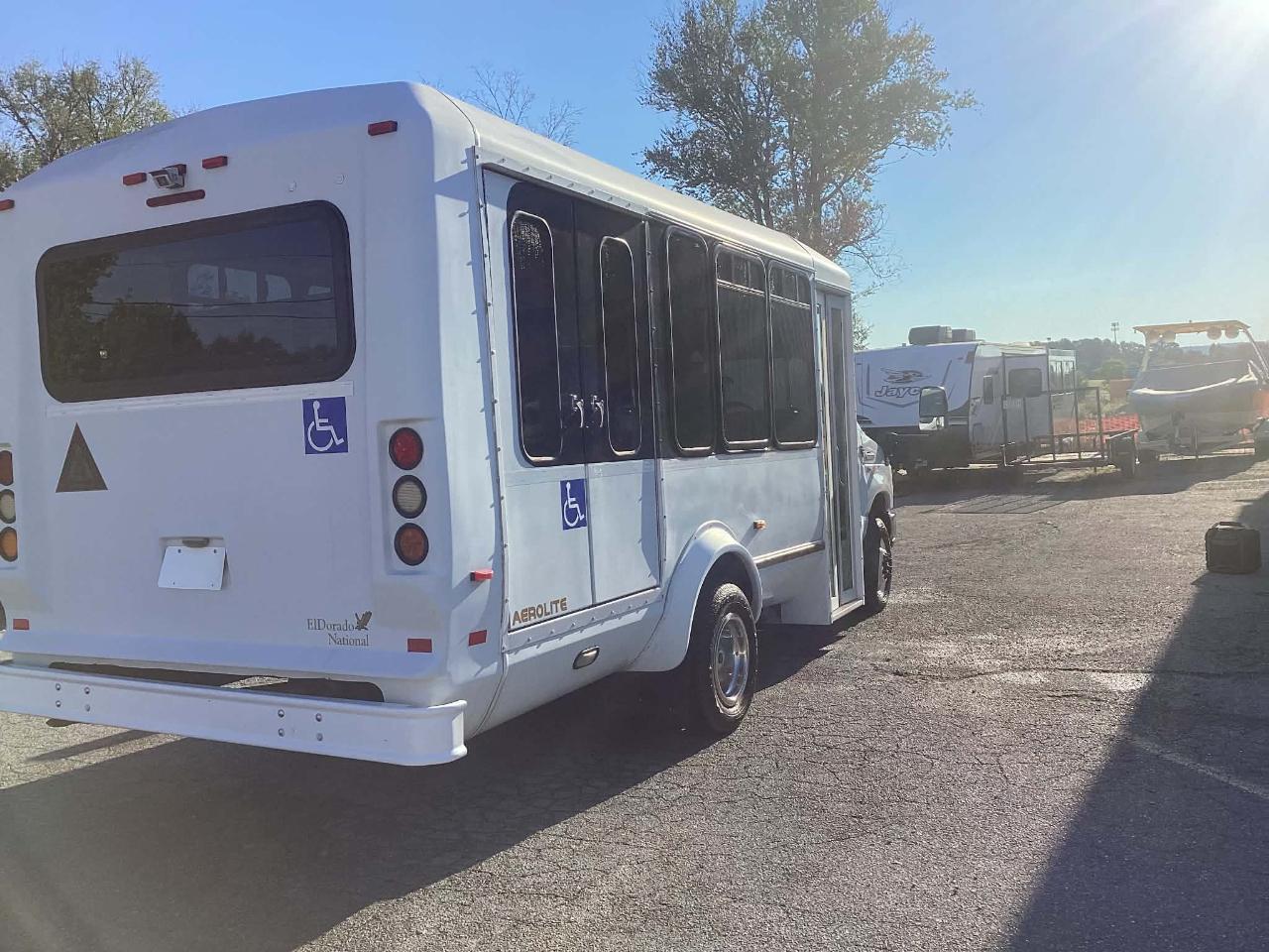 Ford Econoline E350 2015