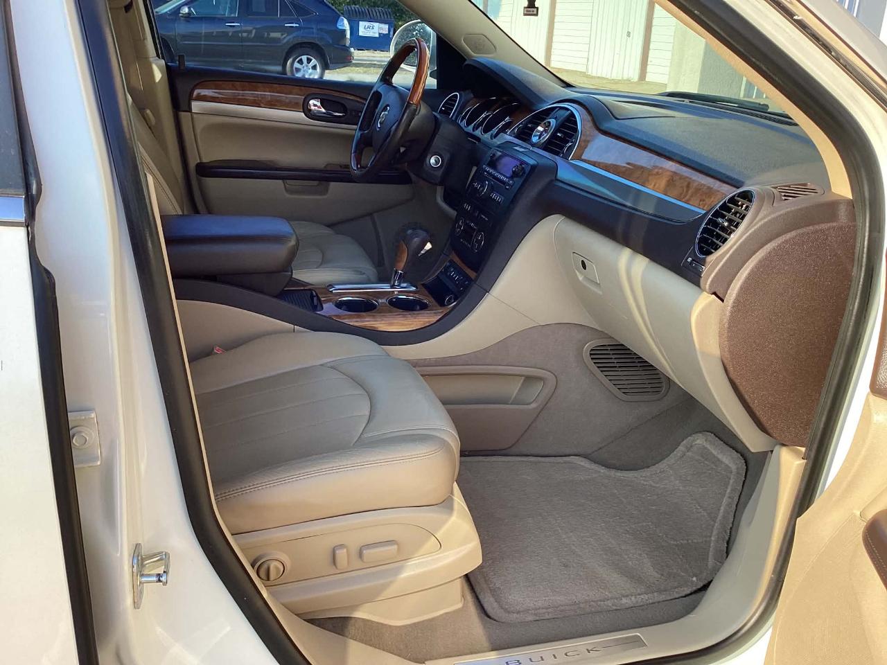 Buick Enclave CXL-1 FWD 2011