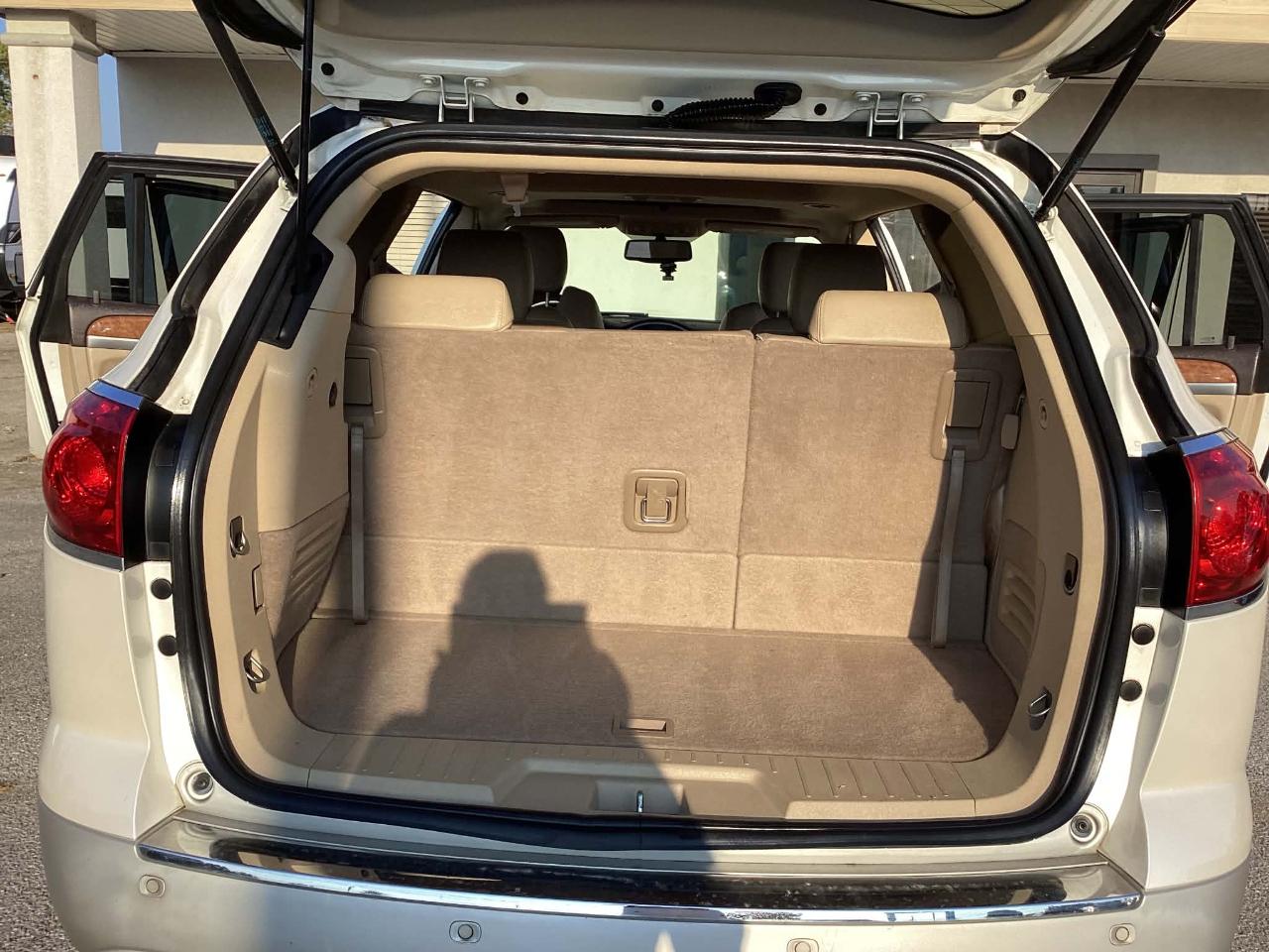 Buick Enclave CXL-1 FWD 2011
