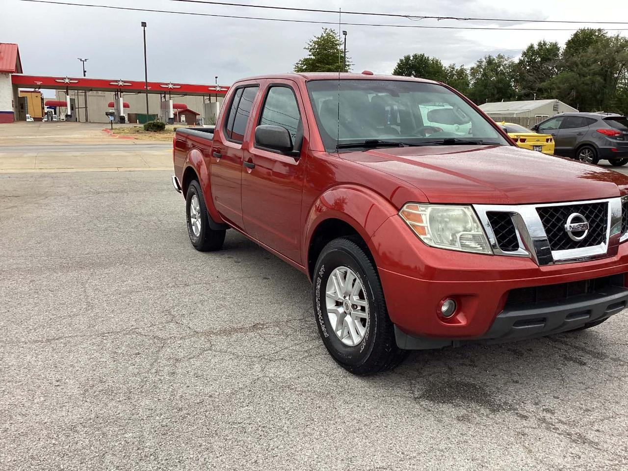 Nissan Frontier S Crew Cab 5AT 2WD 2014