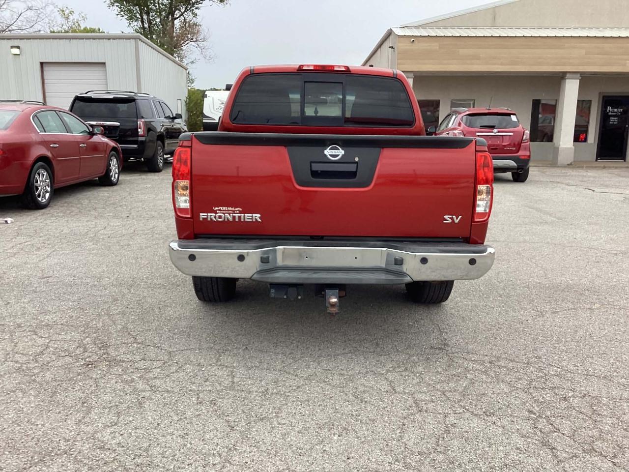 Nissan Frontier S Crew Cab 5AT 2WD 2014