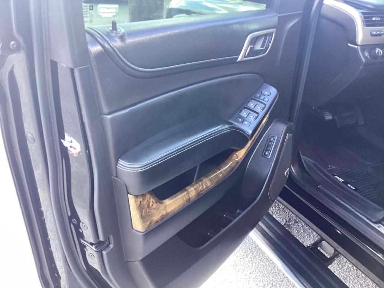 GMC Yukon Denali 4WD 2016