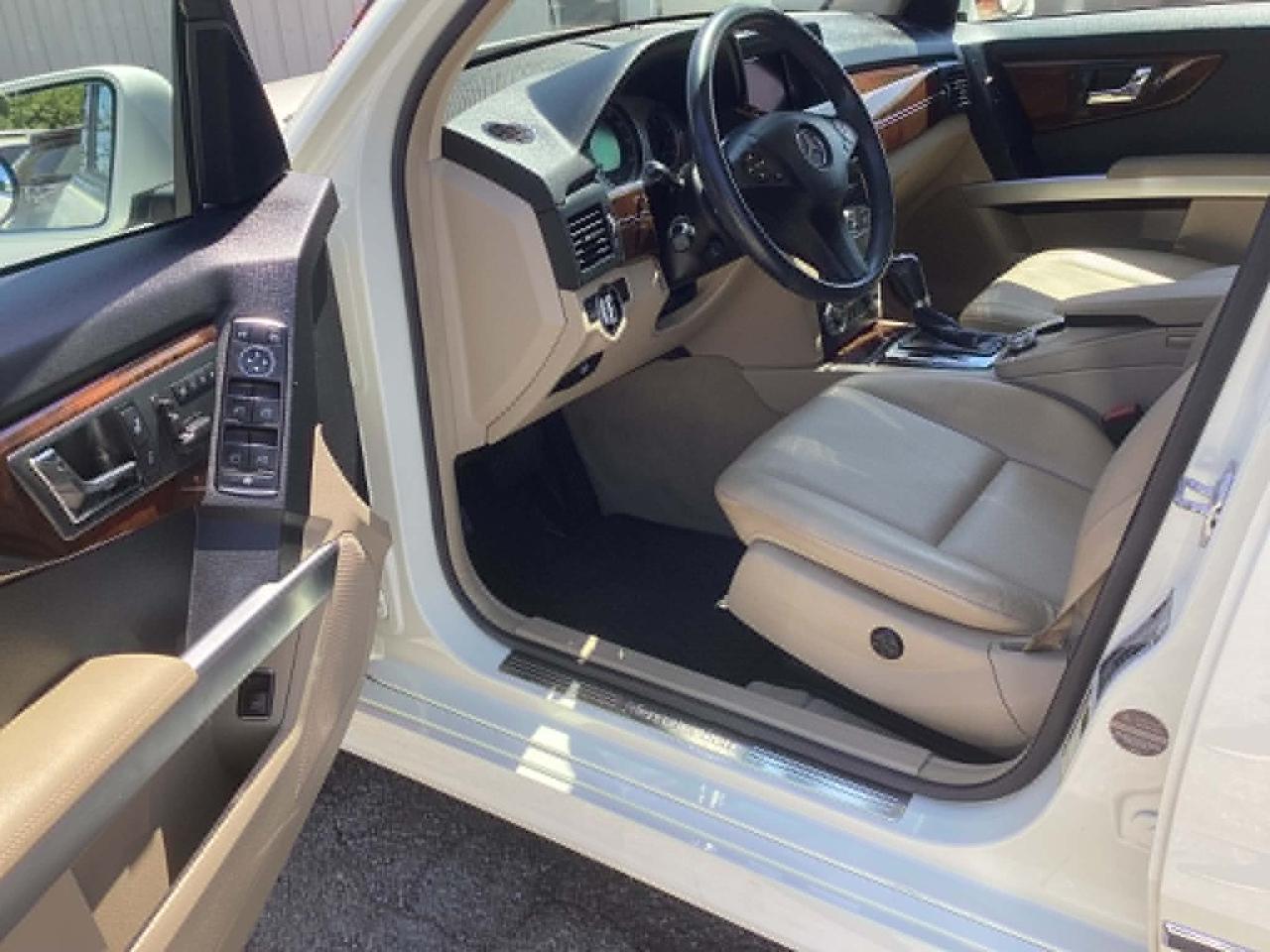 Mercedes-Benz GLK-Class GLK350 4MATIC 2011