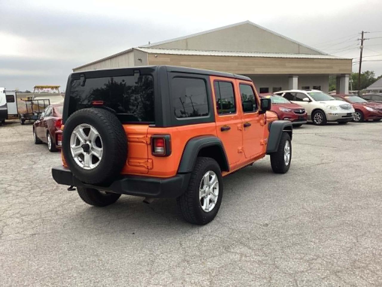 Jeep Wrangler Unlimited Sport 2018