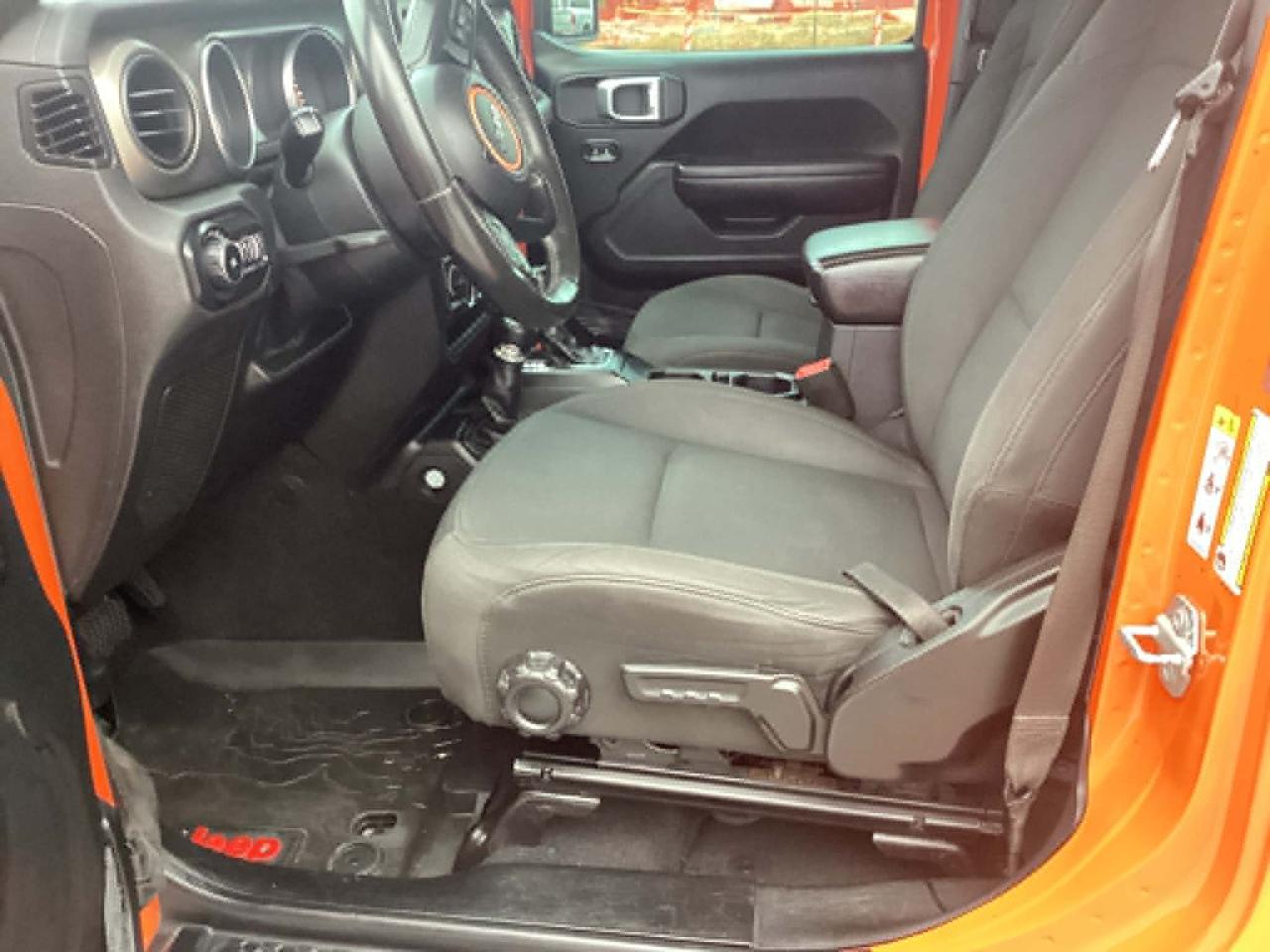 Jeep Wrangler Unlimited Sport 2018