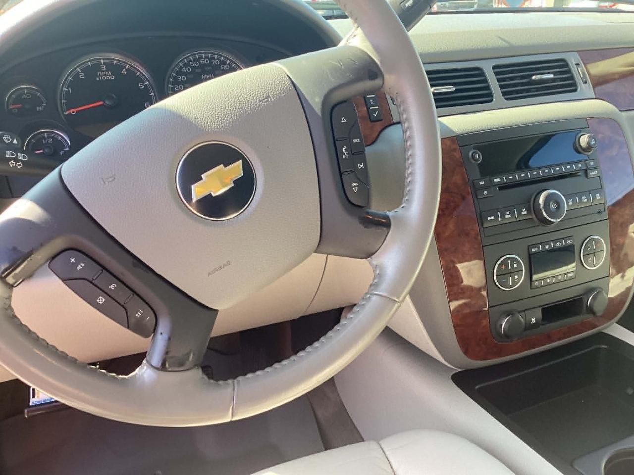Chevrolet Silverado 1500 LTZ Crew Cab 4WD 2011