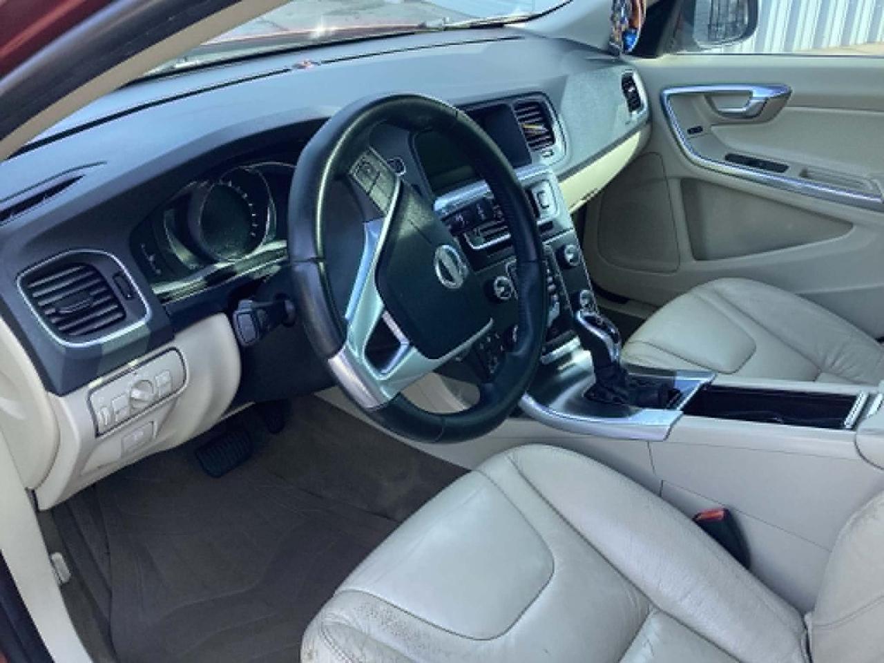 Volvo S60 T5 2014