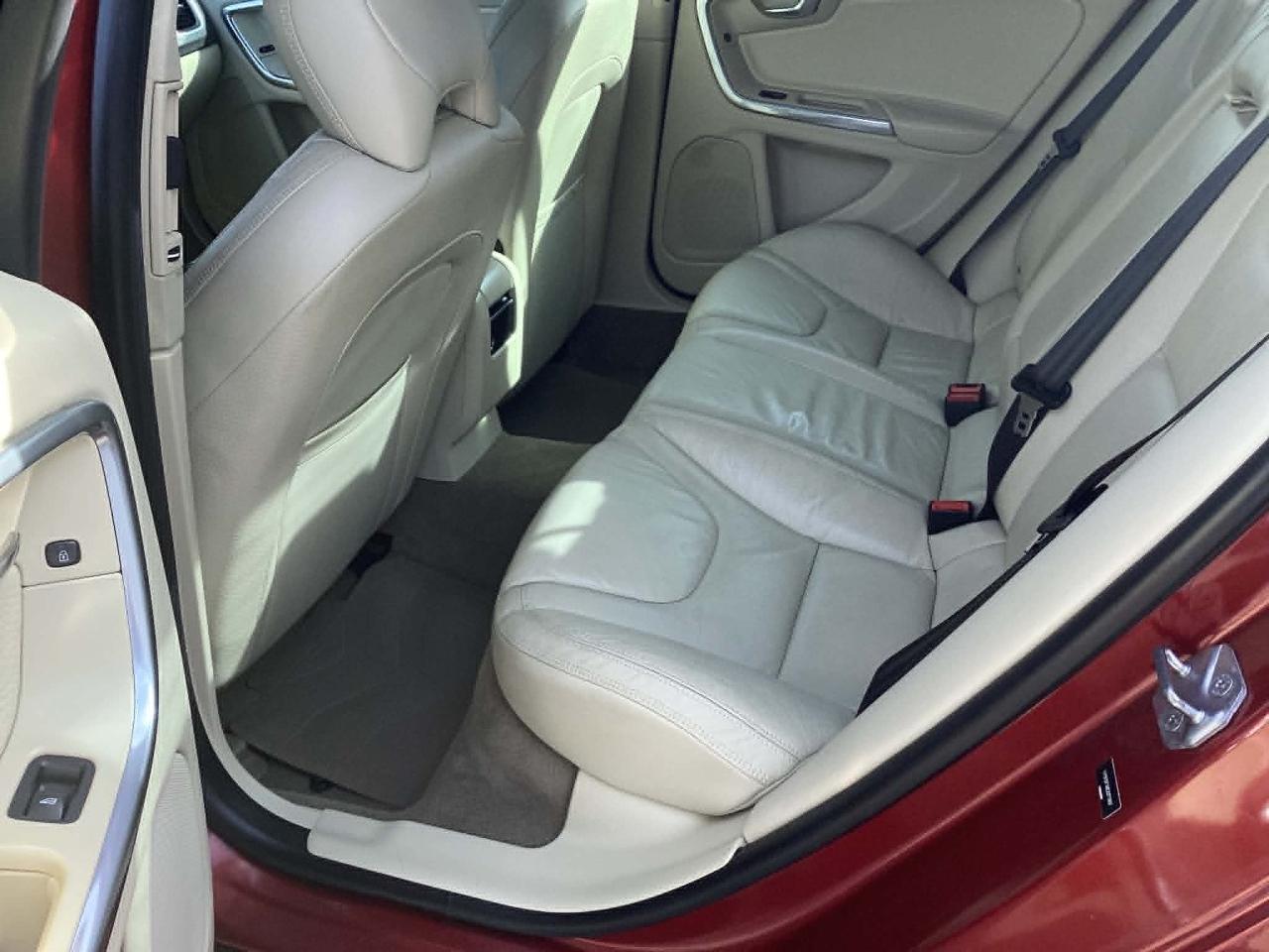 Volvo S60 T5 2014