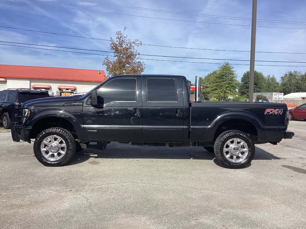 Ford F-250 SD XLT Crew Cab Long Bed 4WD 2015