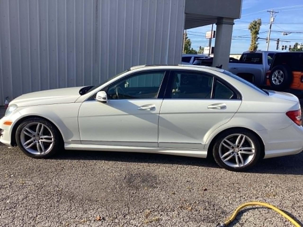 Mercedes-Benz C-Class C300 4MATIC Luxury Sedan 2012