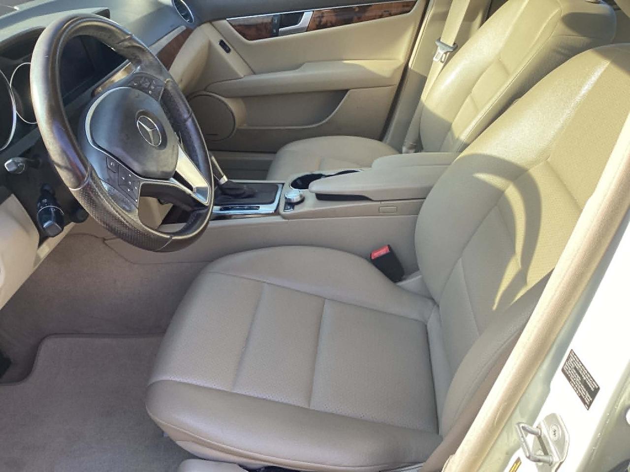 Mercedes-Benz C-Class C300 4MATIC Luxury Sedan 2012