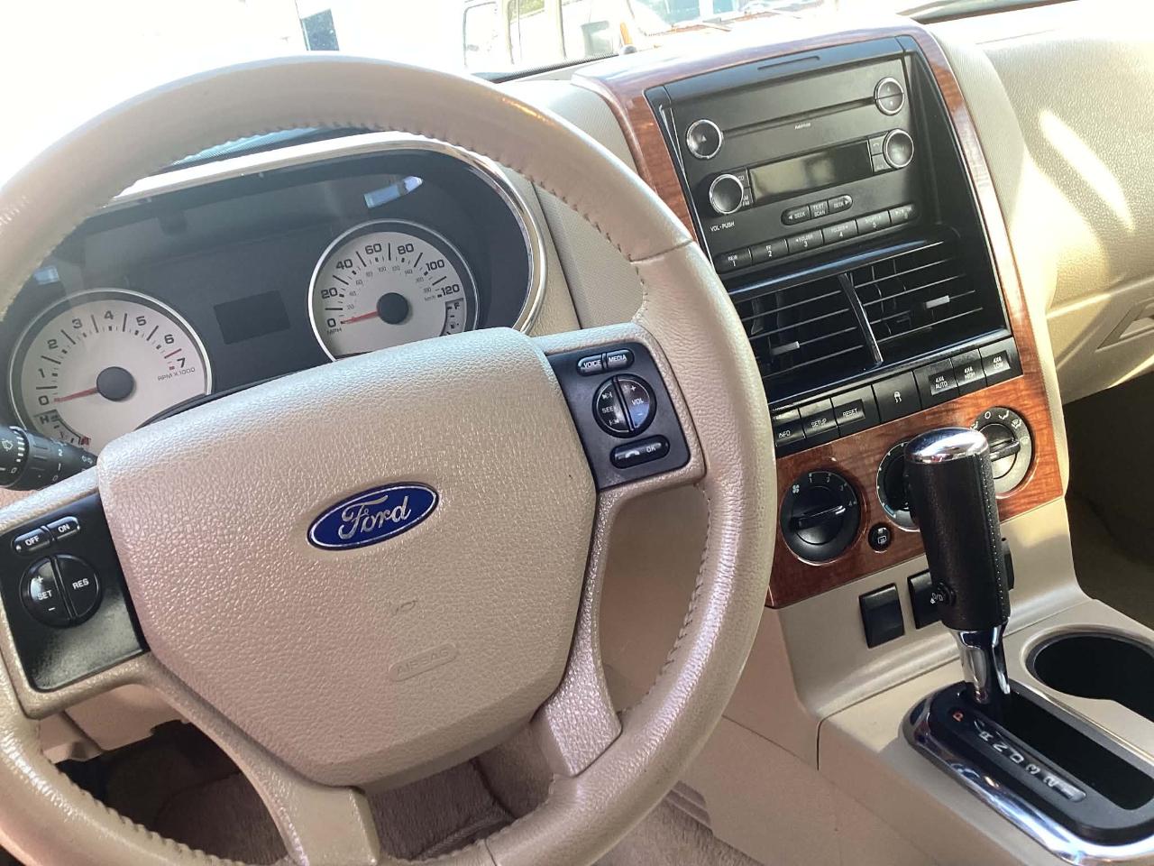 Ford Explorer Eddie Bauer 4.0L 4WD 2009