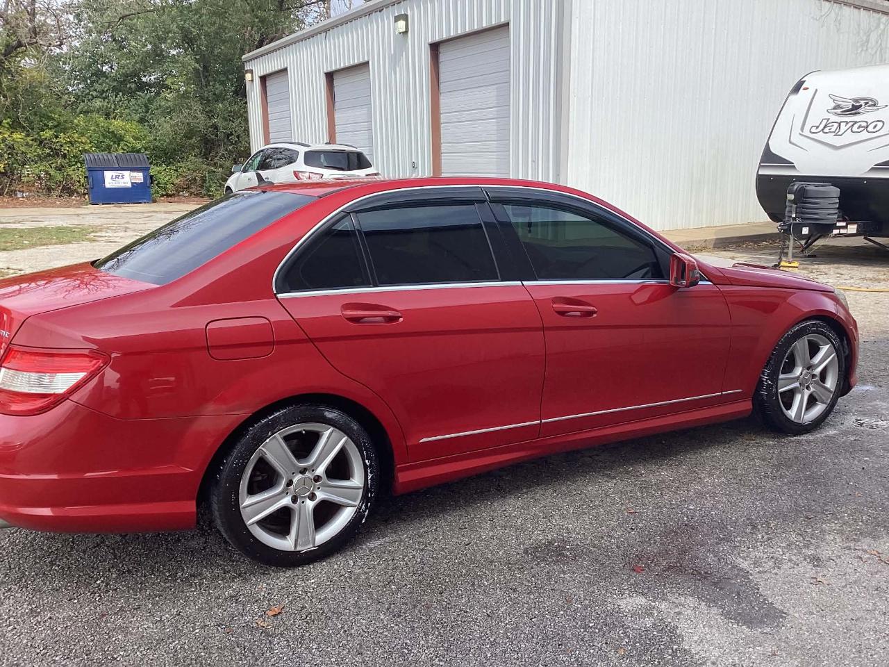 Mercedes-Benz C-Class C300 Luxury Sedan 2011