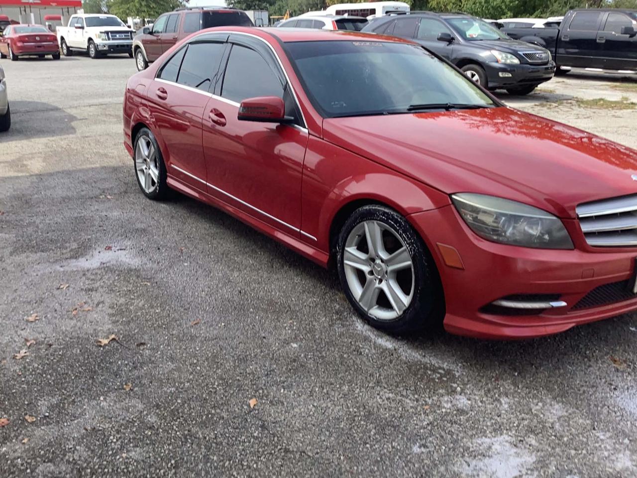 Mercedes-Benz C-Class C300 Luxury Sedan 2011
